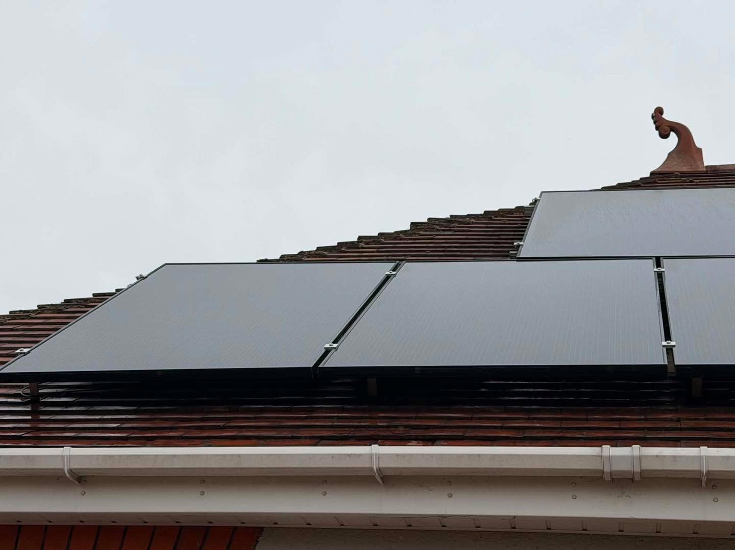 Solar panel cleaning result — purified water, no streaks, Lincolnshire